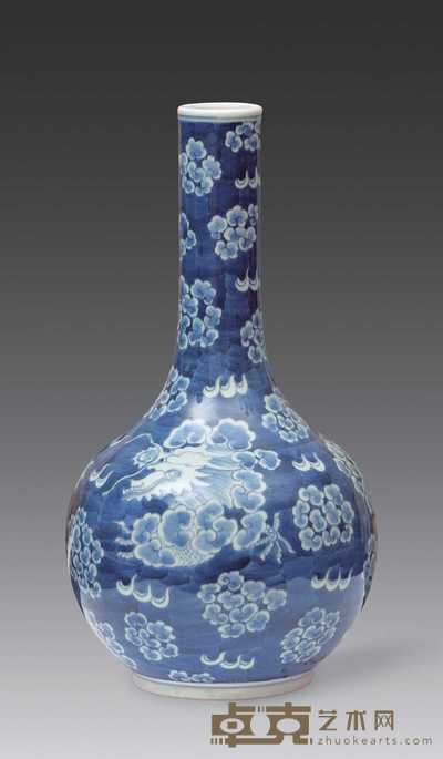 清代 青花云龙长颈瓶 高34cm